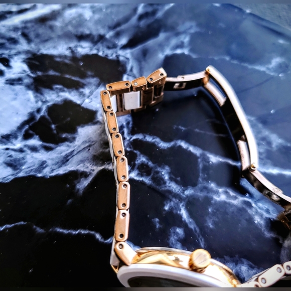 Bulova ladies wristwatch - Picture 2 of 4